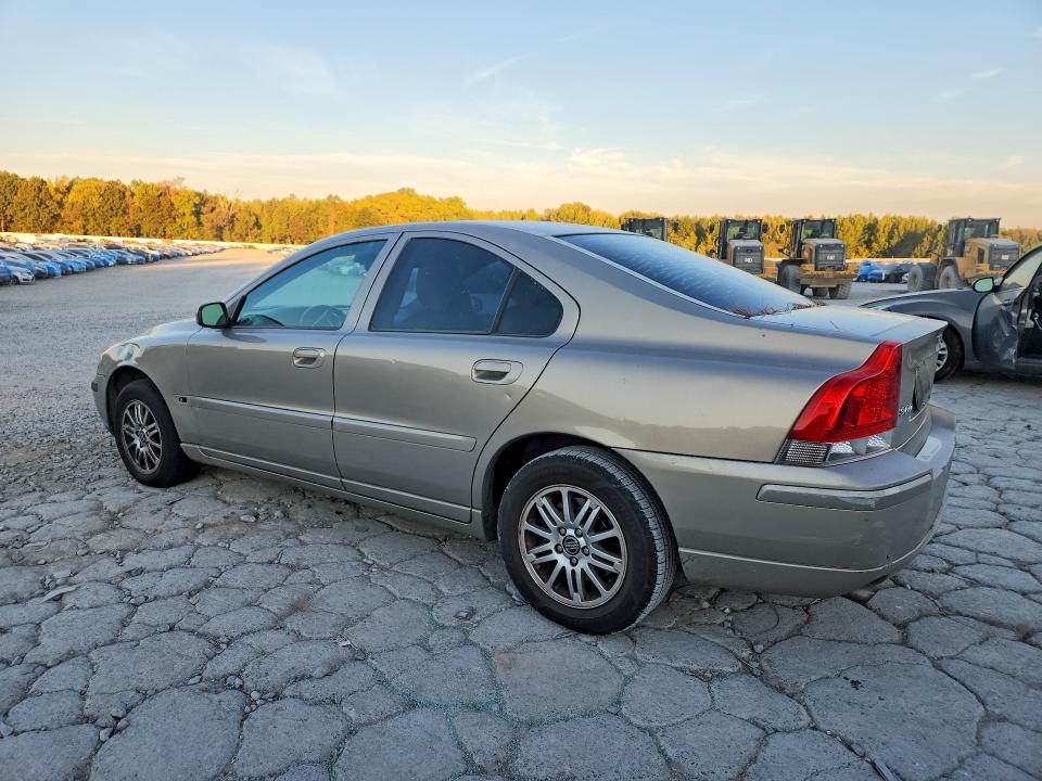 Photo 2 from auction – 2005 VOLVO S60 with VIN YV1RS612752472464