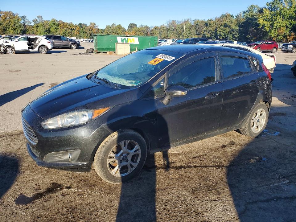 Zdjęcie 1 z aukcji – 2015 FORD FIESTA z VIN 3FADP4EJ3FM223845