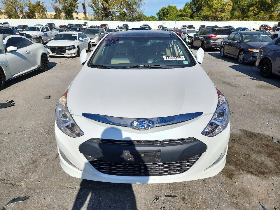 Photo 5 from auction – 2014 HYUNDAI SONATA with VIN KMHEC4A48EA112483