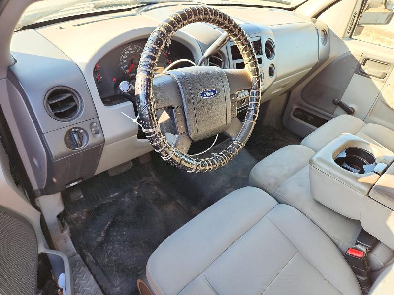 Снимка 8 от търг – 2004 FORD F150 с VIN 1FTRF12W24NB32425