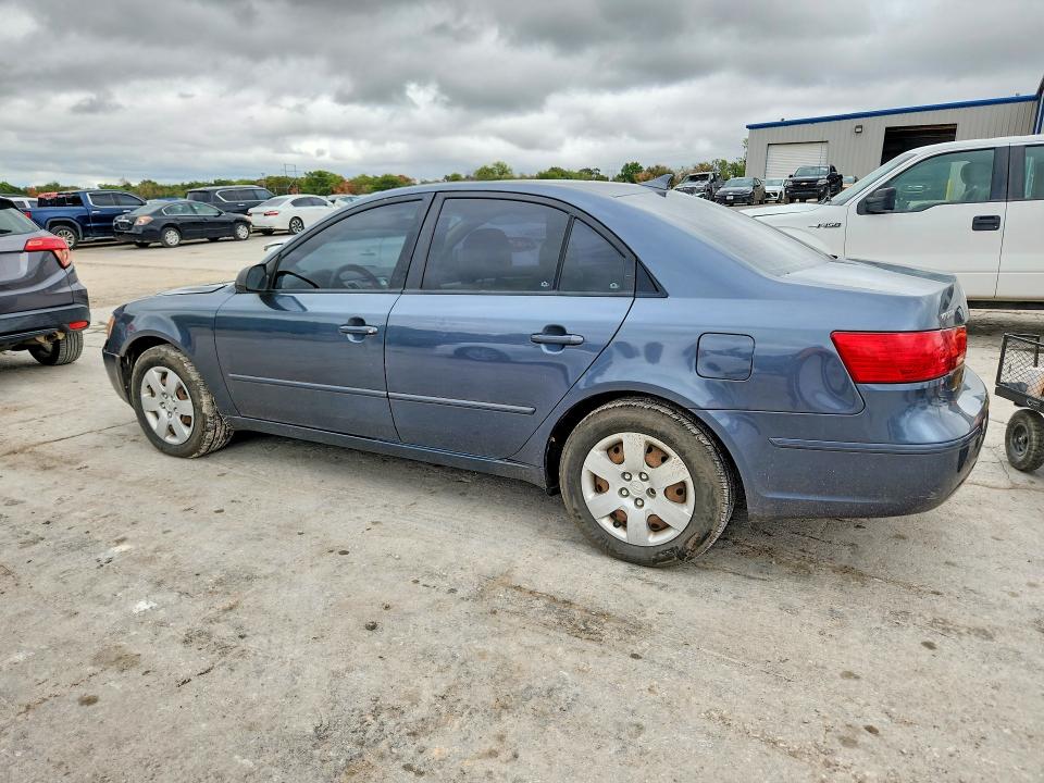 Photo 2 from auction – 2010 HYUNDAI SONATA with VIN 5NPET4AC4AH643677