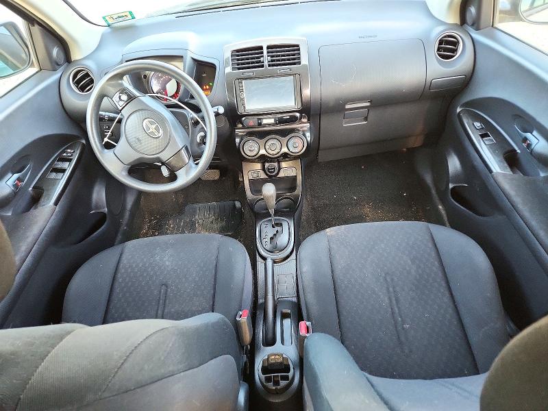 Снимка 8 от търг – 2009 SCION XD с VIN JTKKU10459J043898