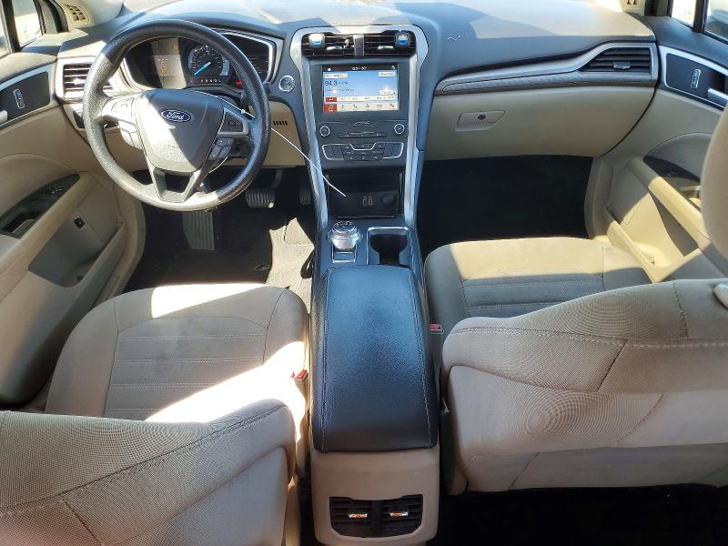 Photo 8 from auction – 2019 FORD FUSION with VIN 3FA6P0LU8KR242872