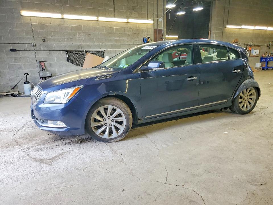 BUICK LACROSSE 2016 с VIN 1G4GB5G3XGF285640 - Снимка от търг