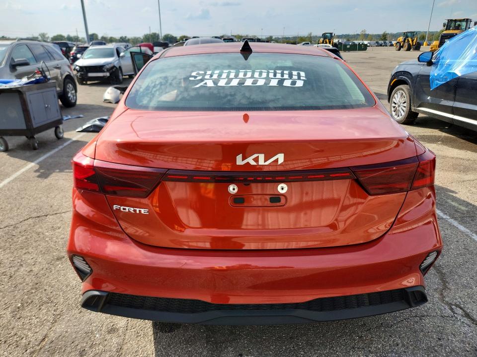 Фото 6 с аукциона – 2023 KIA FORTE с VIN 3KPF24AD6PE679738