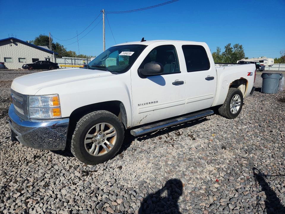 CHEVROLET SILVERADO 2013 с VIN 3GCPKSE76DG334058 - Снимка от търг