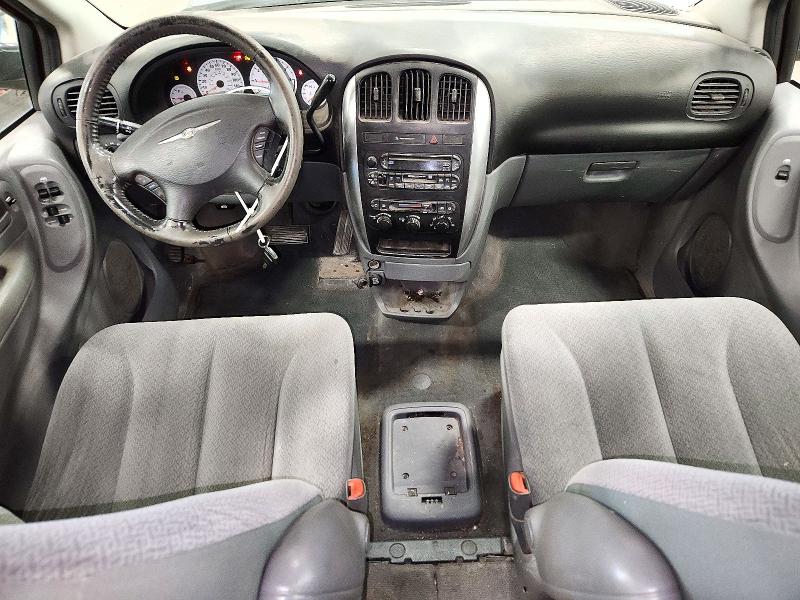 Снимка 8 от търг – 2005 CHRYSLER TOWN & COUNTRY с VIN 2C4GP54L65R551736