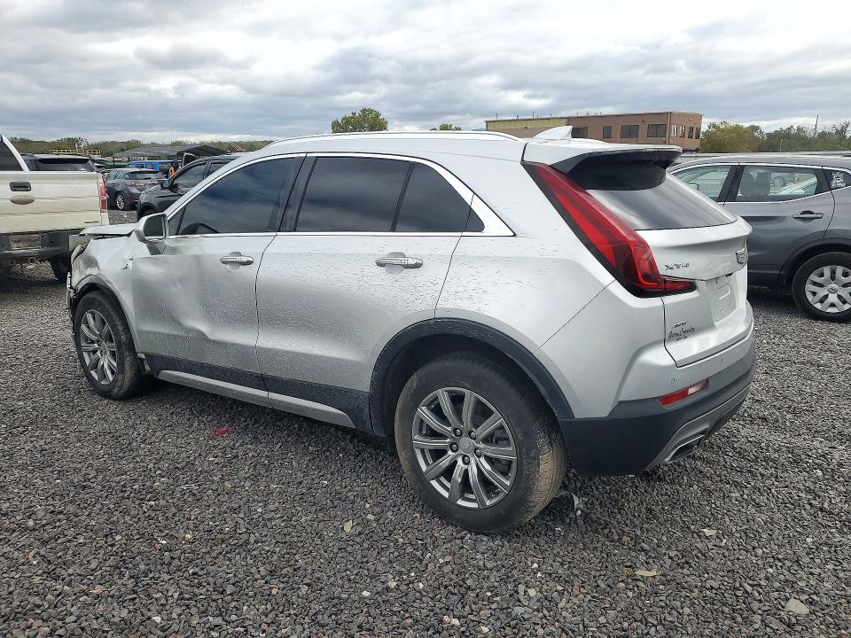 Photo 2 from auction – 2020 CADILLAC XT4 with VIN 1GYFZDR4XLF023262