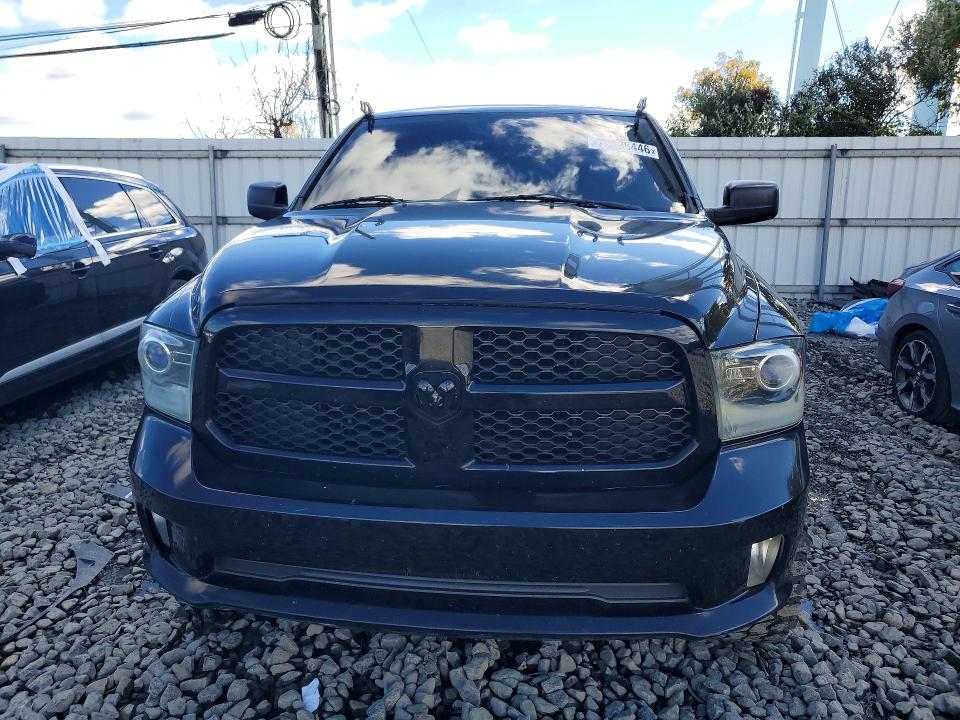 Снимка 5 от търг – 2014 RAM 1500 с VIN 1C6RR7KT6ES243795