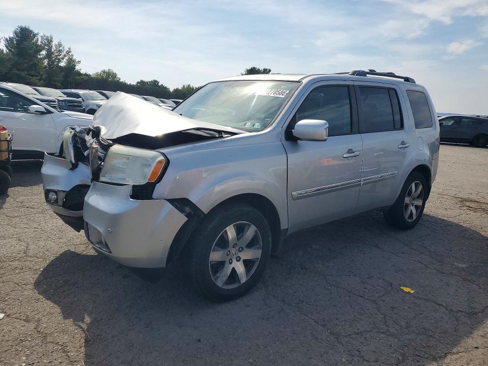 HONDA PILOT 2015 with VIN 5FNYF4H91FB004161 - Photo from auction