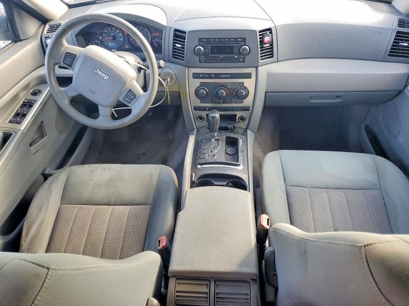 Снимка 8 от търг – 2006 JEEP GRAND CHEROKEE с VIN 1J4GR48K06C201240