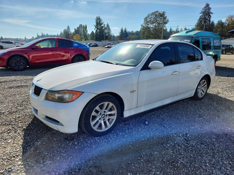 Снимка 1 от търг – 2007 BMW 328 с VIN WBAVA37577NE27436