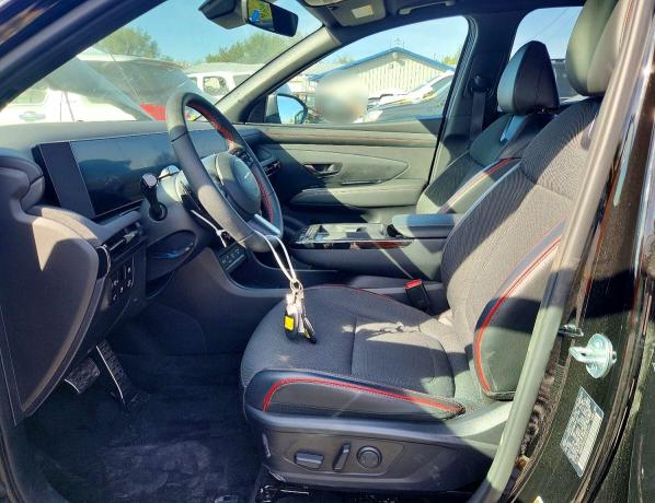 Снимка 7 от търг – 2025 HYUNDAI TUCSON с VIN KM8JFDD14SU391111