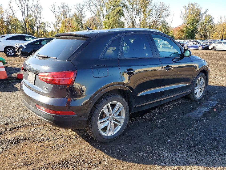 Снимка 3 от търг – 2018 AUDI Q3 с VIN WA1ECCFS3JR025036