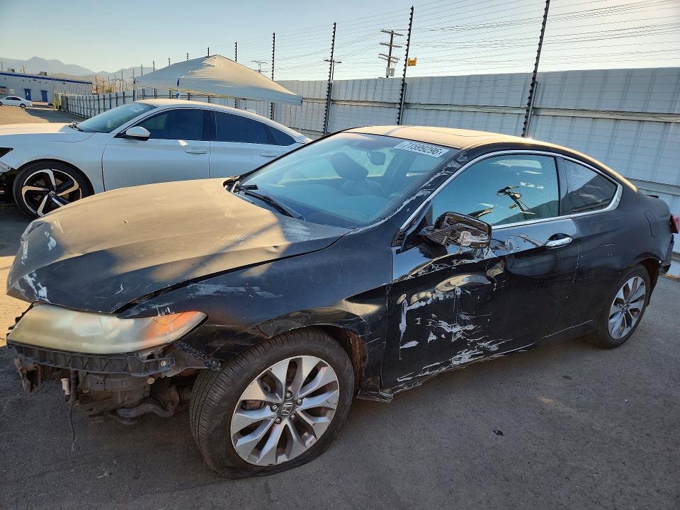 Снимка 1 от търг – 2015 HONDA ACCORD с VIN 1HGCT1B89FA001374