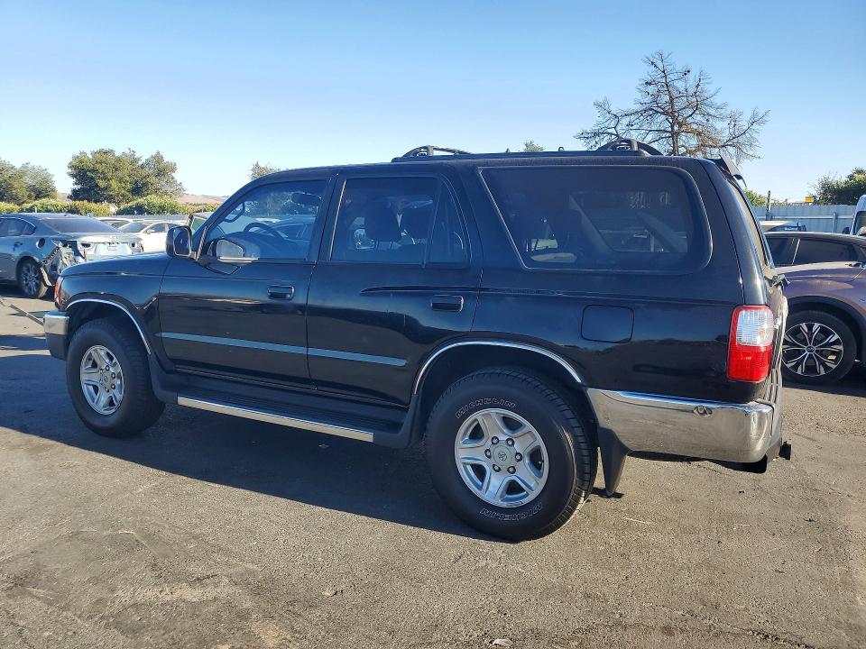 Снимка 2 от търг – 2001 TOYOTA 4RUNNER с VIN JT3GN86R910185014