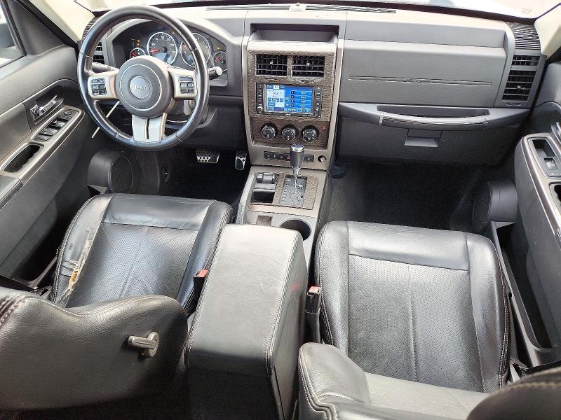 Снимка 8 от търг – 2012 JEEP LIBERTY с VIN 1C4PJMFK2CW122842