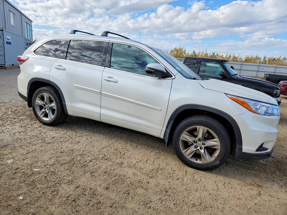 Photo 4 from auction – 2016 TOYOTA HIGHLANDER with VIN 5TDDKRFH1GS242302