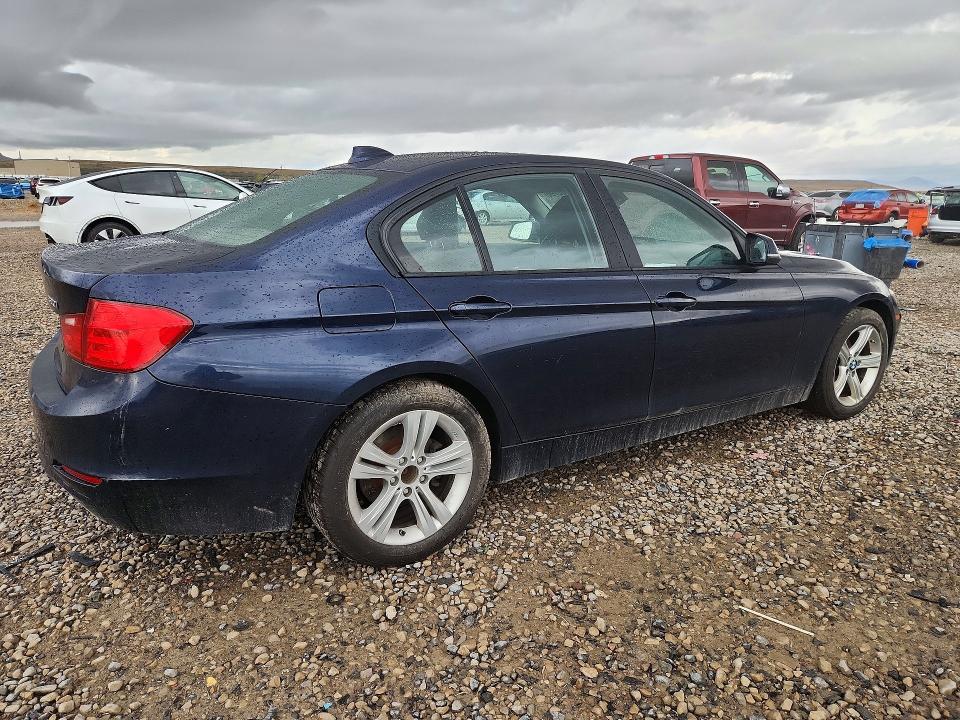 Foto 3 de la subasta – 2015 BMW 320 con VIN WBA3B1C55FK138275