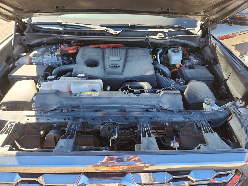 Foto 11 de la subasta – 2024 TOYOTA TUNDRA con VIN 5TFNC5DB8RX062191