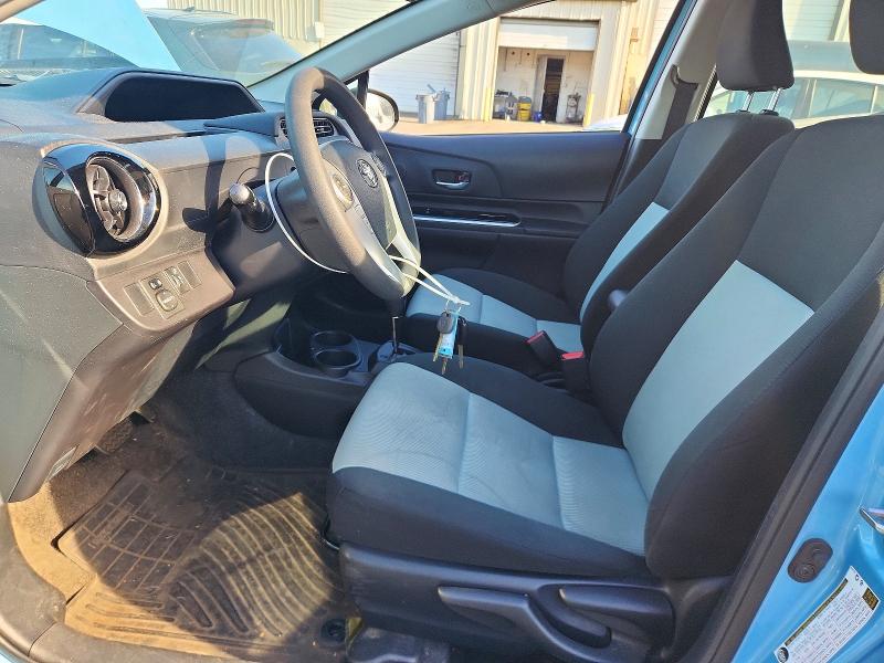 Photo 7 from auction – 2015 TOYOTA PRIUS C with VIN JTDKDTB32F1114820