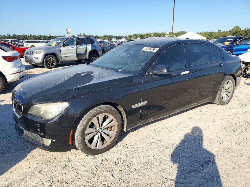 Снимка 1 от търг – 2014 BMW 750 с VIN WBAYF8C50ED652928