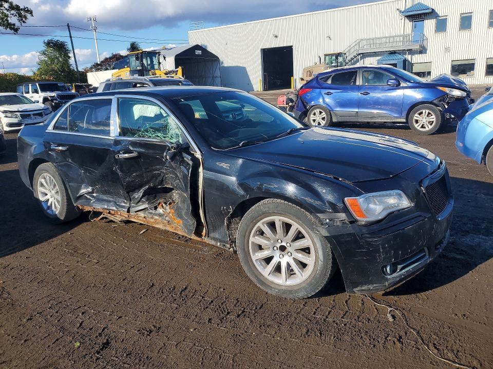 Фото 4 с аукциона – 2012 CHRYSLER 300 с VIN 2C3CCAAG1CH316405