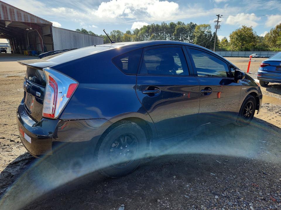Zdjęcie 3 z aukcji – 2015 TOYOTA PRIUS z VIN JTDKN3DU7F0469281