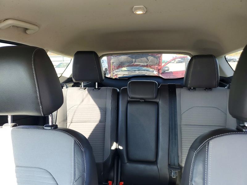Снимка 10 от търг – 2017 FORD ESCAPE с VIN 1FMCU9GD9HUA92532
