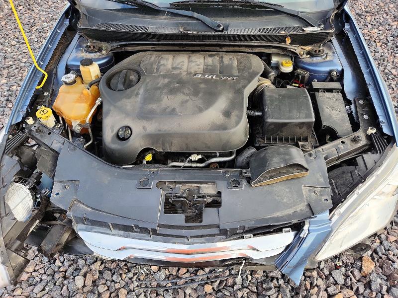 Снимка 11 от търг – 2011 CHRYSLER 200 с VIN 1C3BC2FG9BN551179