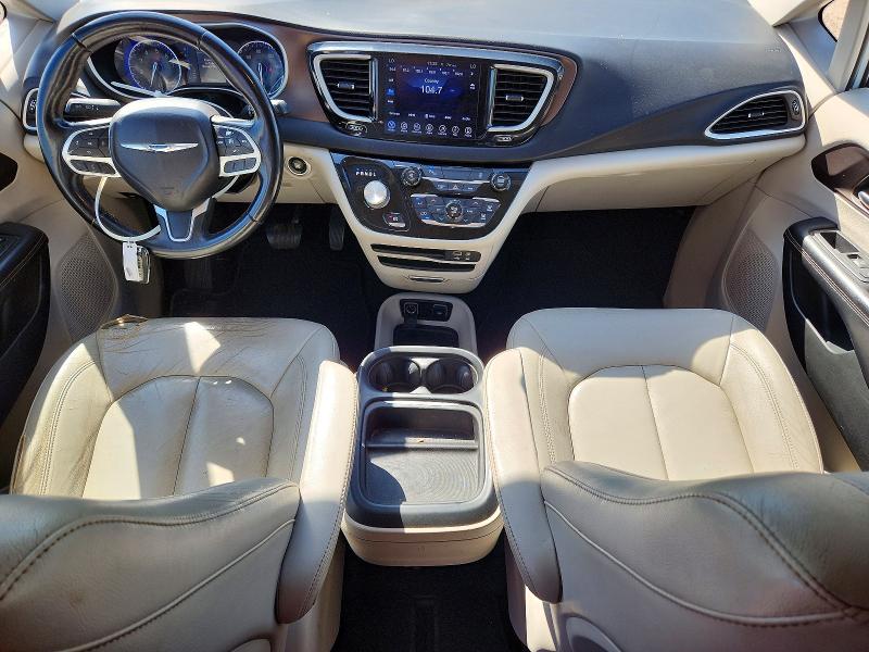 Photo 8 from auction – 2017 CHRYSLER PACIFICA with VIN 2C4RC1BG6HR634073
