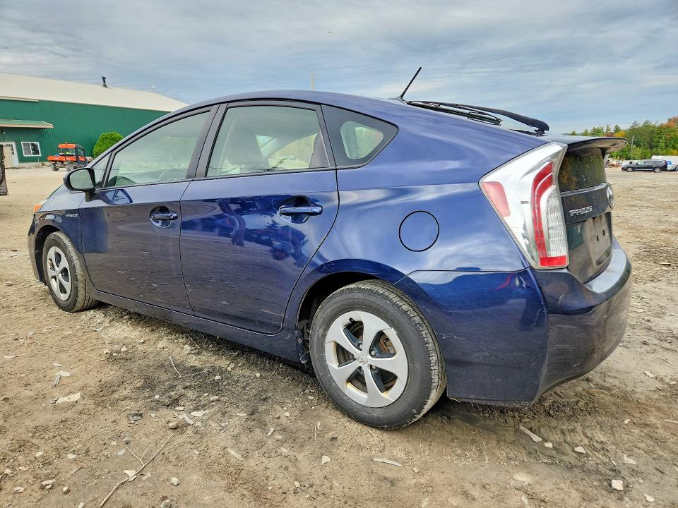 صورة رقم 2 من المزاد - 2014 TOYOTA PRIUS مع VIN JTDKN3DU1E0365853