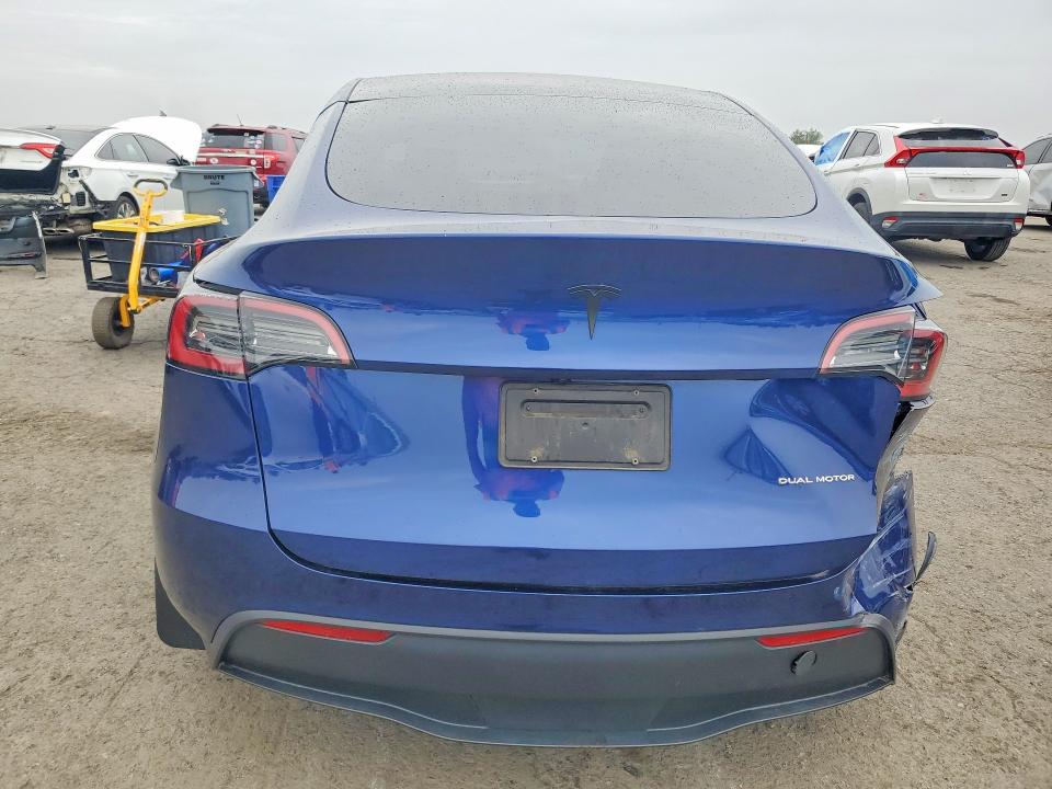 Photo 6 from auction – 2023 TESLA MODEL Y with VIN 7SAYGDEE8PF802997