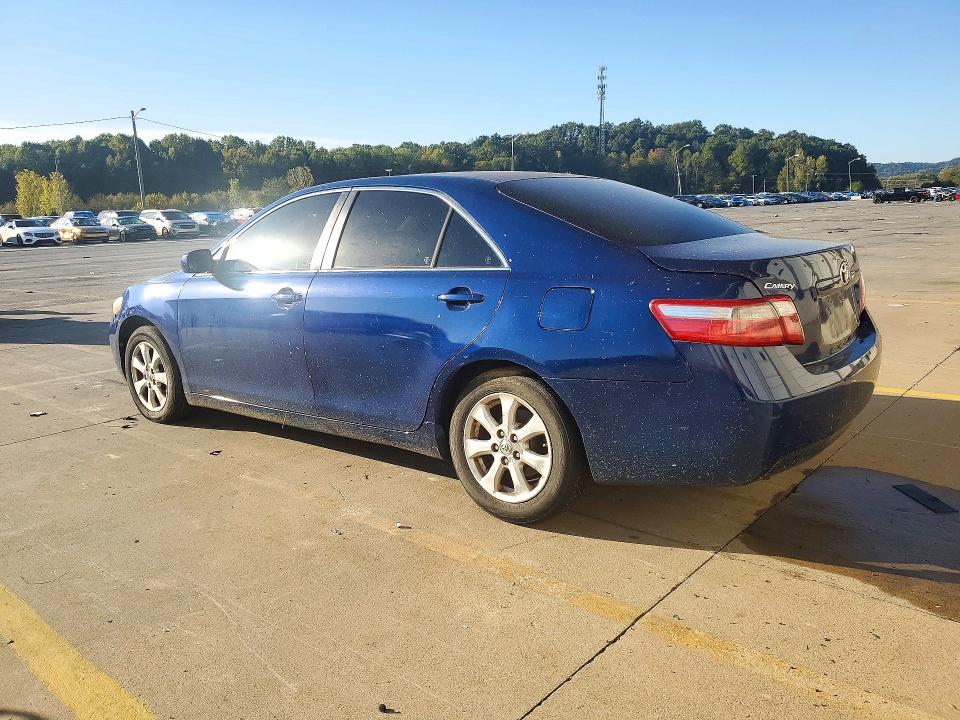Снимка 2 от търг – 2007 TOYOTA CAMRY с VIN JTNBE46KX73069115