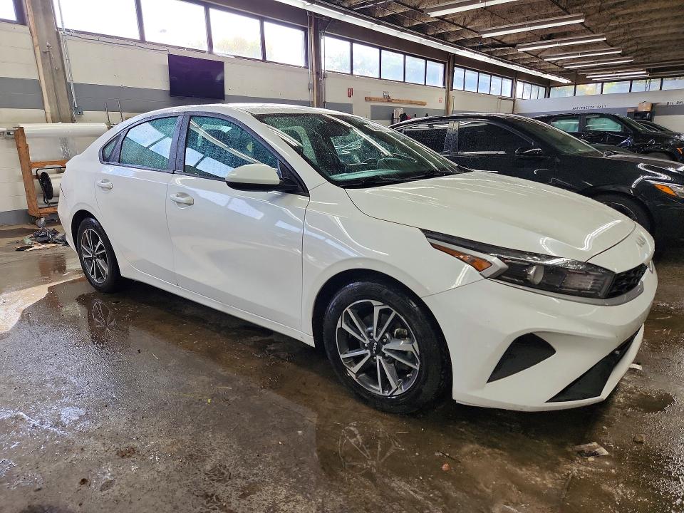 Zdjęcie 4 z aukcji – 2023 KIA FORTE z VIN 3KPF24AD1PE589171