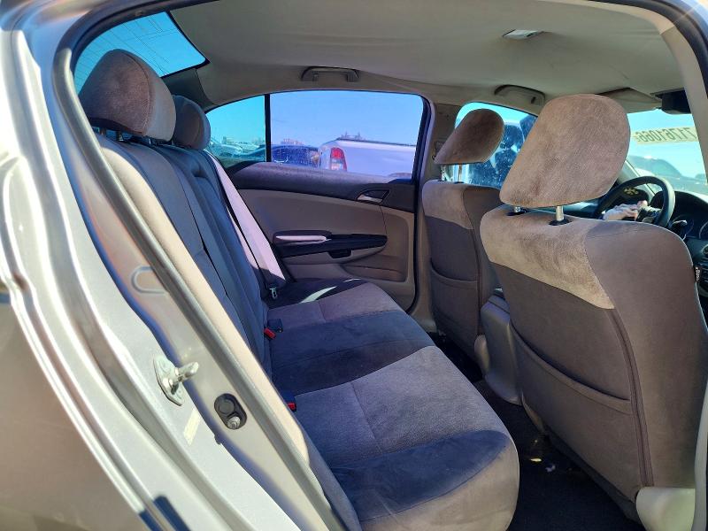 Снимка 10 от търг – 2010 HONDA ACCORD с VIN 1HGCP2F42AA177256