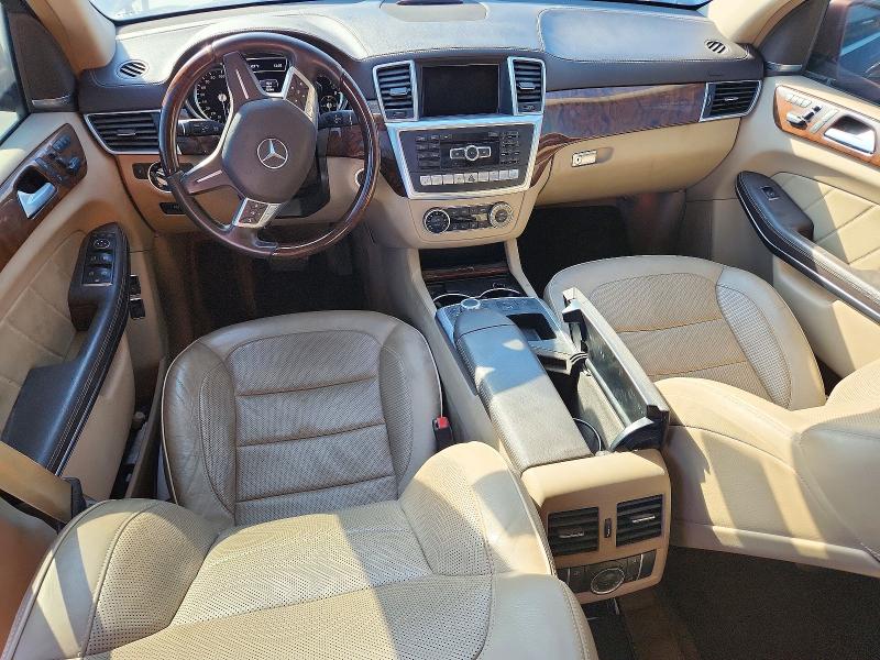 Photo 8 from auction – 2013 MERCEDES-BENZ GL with VIN 4JGDF7DE4DA223216