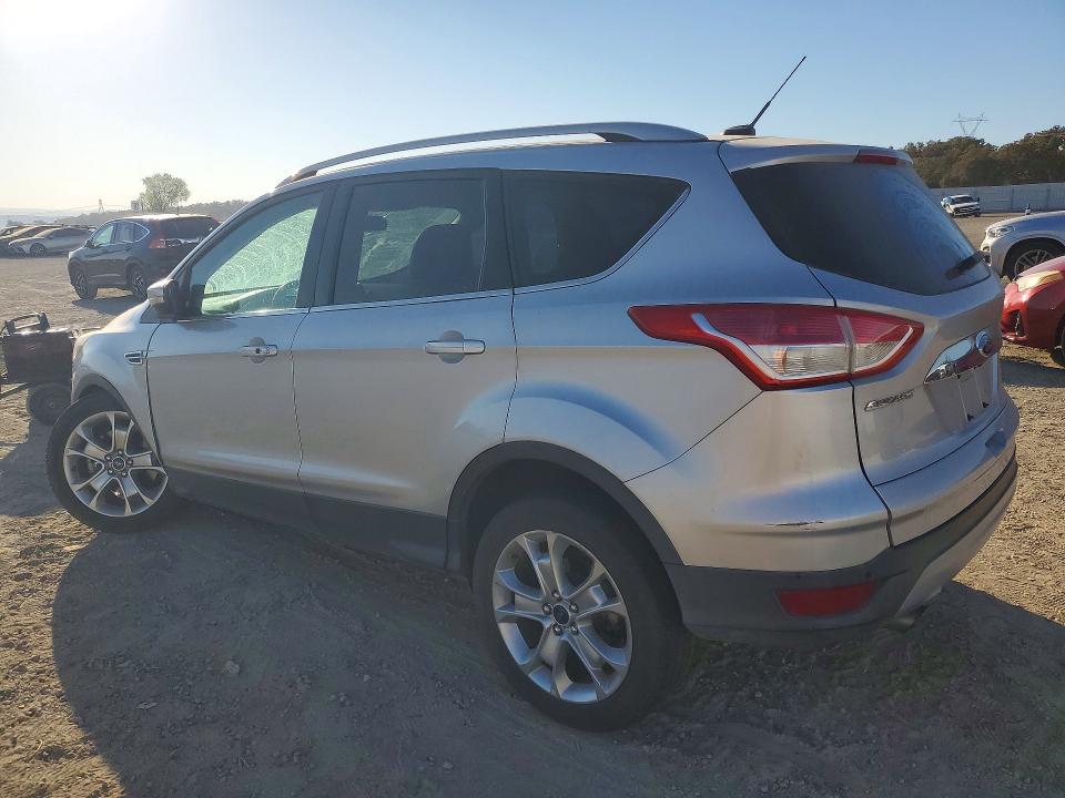 Photo 2 from auction – 2014 FORD ESCAPE with VIN 1FMCU0J93EUB47231