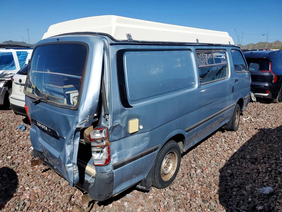Photo 3 from auction – 1991 TOYOTA UK with VIN JT121UHB200008186