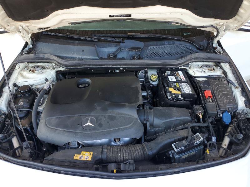 Снимка 11 от търг – 2018 MERCEDES-BENZ CLA с VIN WDDSJ4EB8JN592944