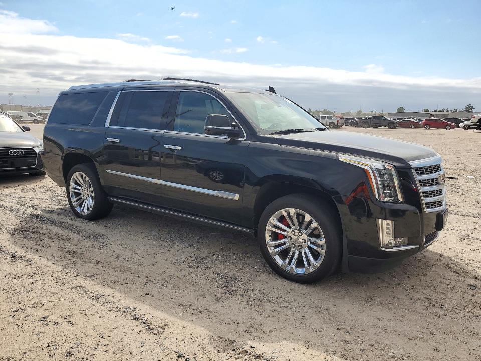 Снимка 4 от търг – 2019 CADILLAC ESCALADE с VIN 1GYS4JKJ0KR333820