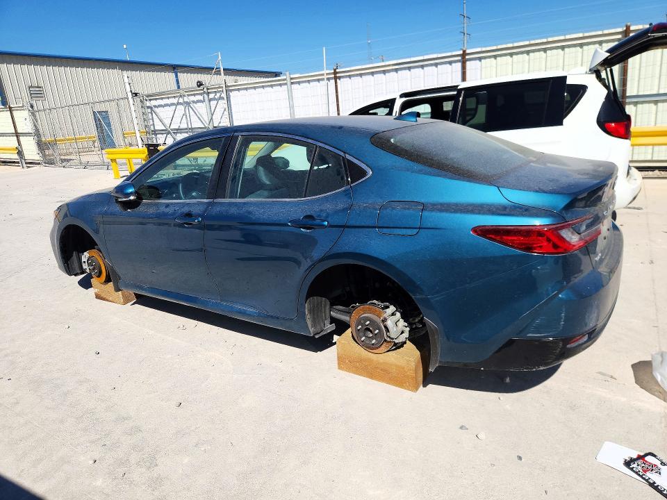 Foto 2 de la subasta – 2025 TOYOTA CAMRY con VIN 4T1DAACK6SU200342