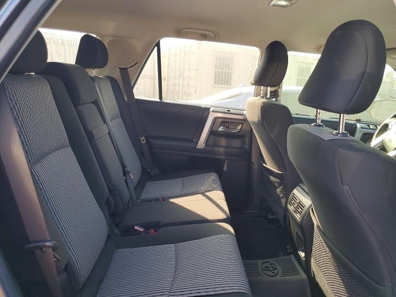 Photo 11 from auction – 2023 TOYOTA 4RUNNER with VIN JTEEU5JR1P5284431