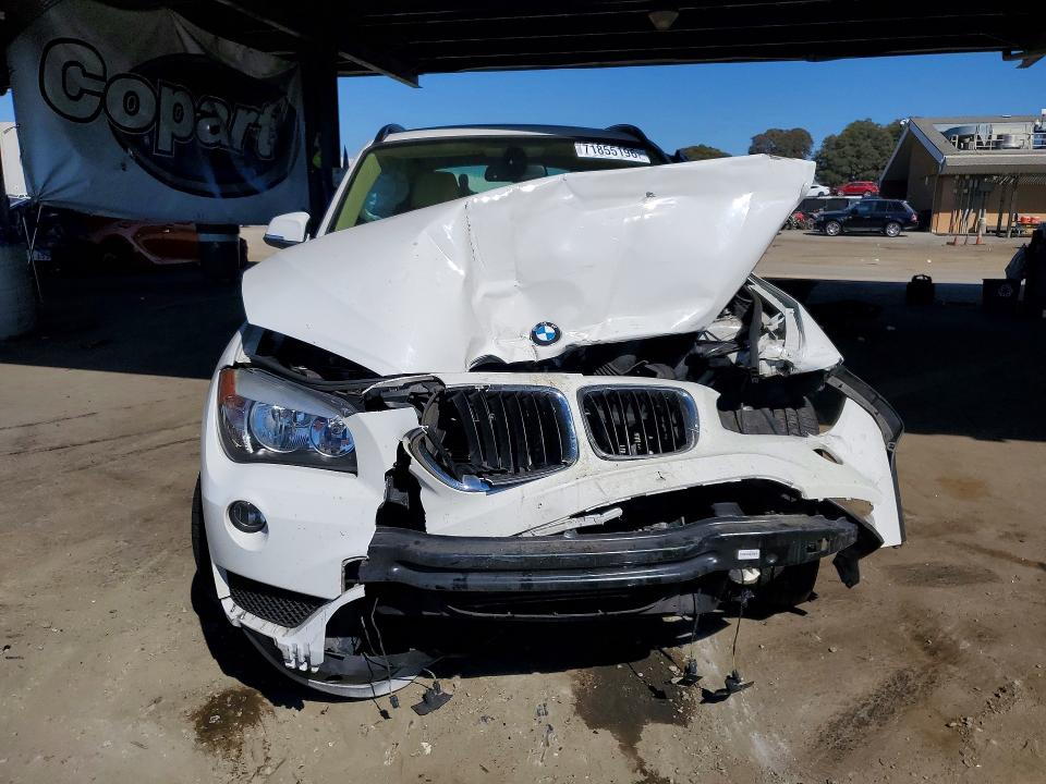 Снимка 5 от търг – 2015 BMW X1 с VIN WBAVM1C53FV318839