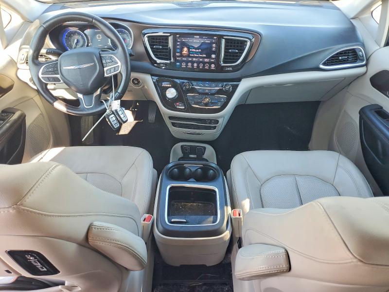 Снимка 8 от търг – 2018 CHRYSLER PACIFICA с VIN 2C4RC1EG5JR108518
