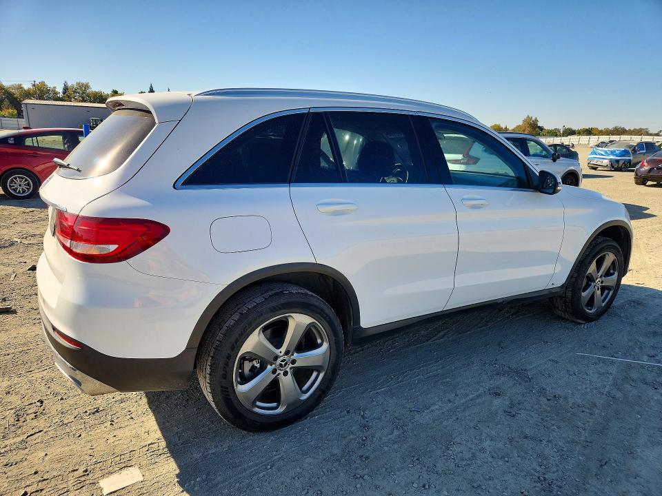 Снимка 3 от търг – 2018 MERCEDES-BENZ GLC с VIN WDC0G4JB5JV027096