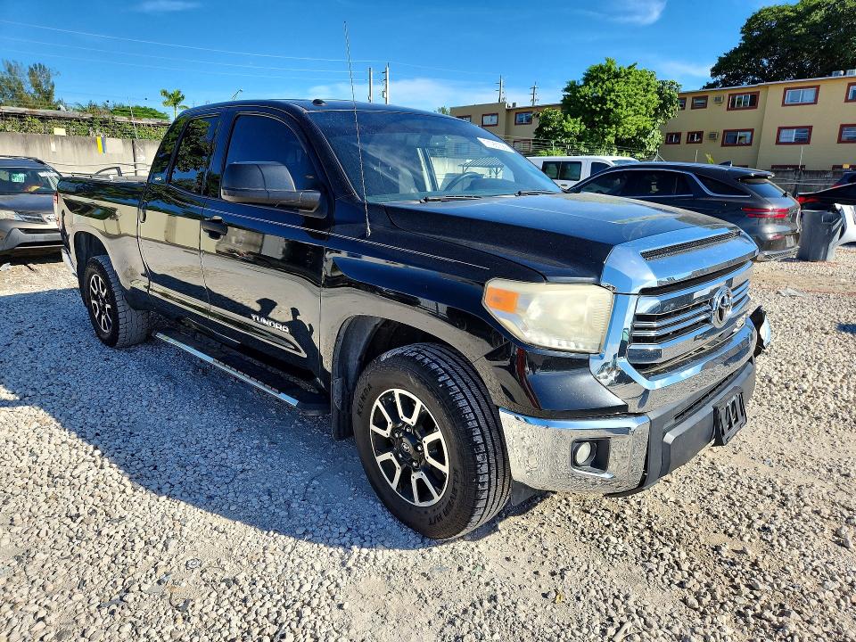 Снимка 4 от търг – 2017 TOYOTA TUNDRA с VIN 5TFRM5F17HX116212