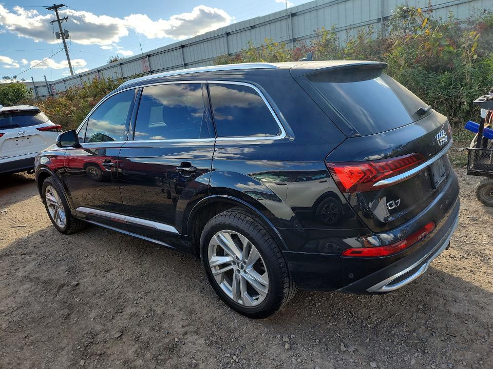 Снимка 2 от търг – 2020 AUDI Q7 с VIN WA1LXAF76LD009764