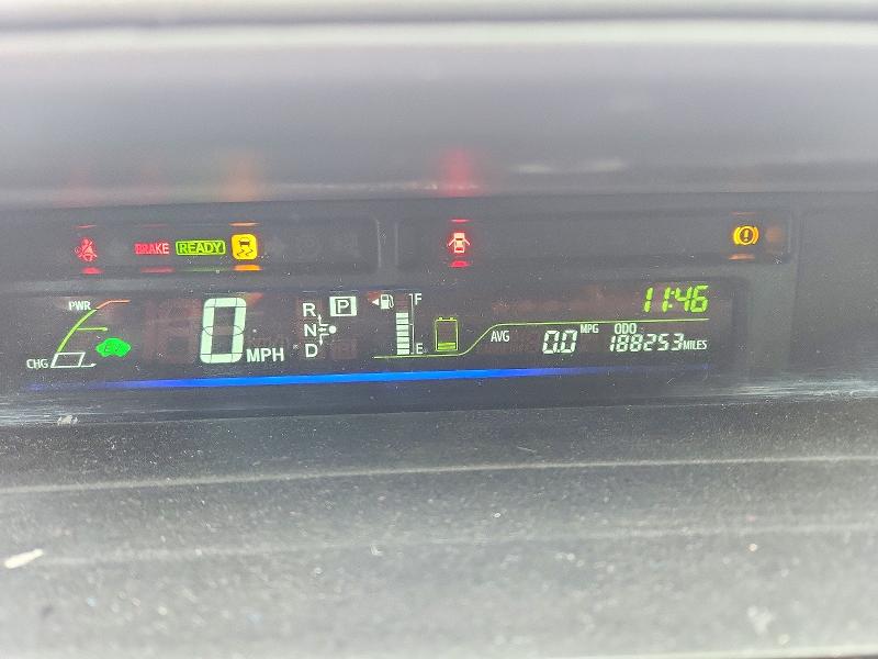 Снимка 9 от търг – 2017 TOYOTA PRIUS V с VIN JTDZN3EU3HJ057319