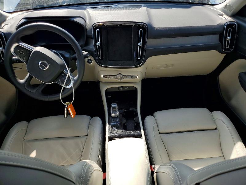 Photo 8 from auction – 2023 VOLVO XC40 with VIN YV4L12UN8P2092160